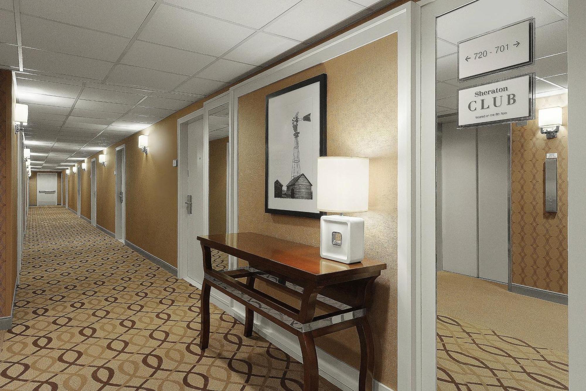 Sheraton Cavalier Saskatoon Hotel Ngoại thất bức ảnh