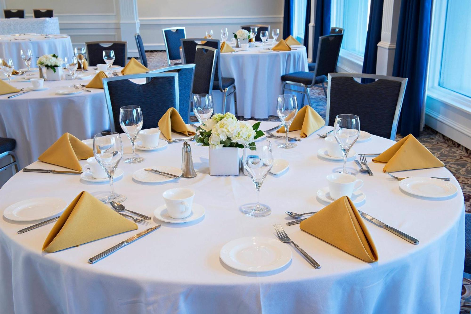 Sheraton Cavalier Saskatoon Hotel Ngoại thất bức ảnh