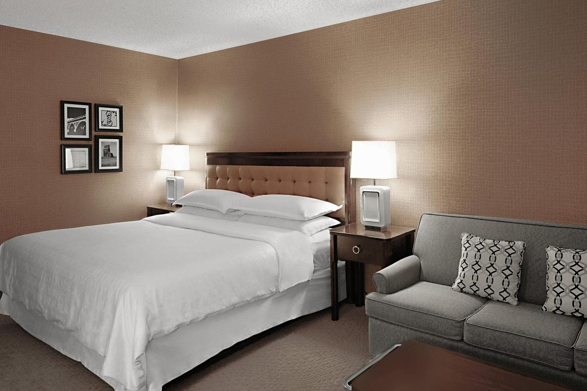 Sheraton Cavalier Saskatoon Hotel Ngoại thất bức ảnh